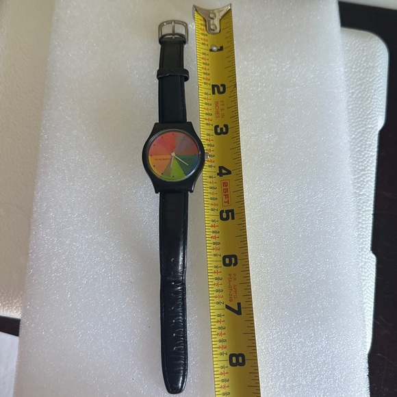 Vintage MMA Metropolitan Museum of Art Color Wheel Watch Unisex Needs battery - Picture 6 of 6